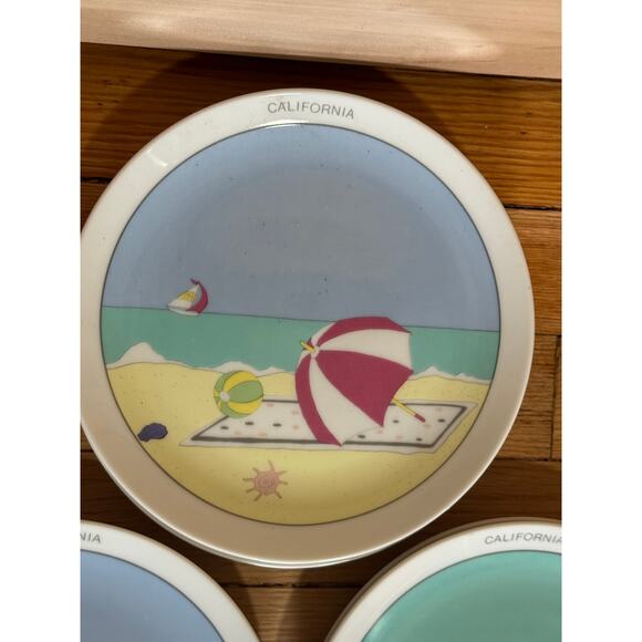 Vintage 1980s/90s Unique Set of 7 California Ocean Scene Dessert Salad Plates - Picture 3 of 8
